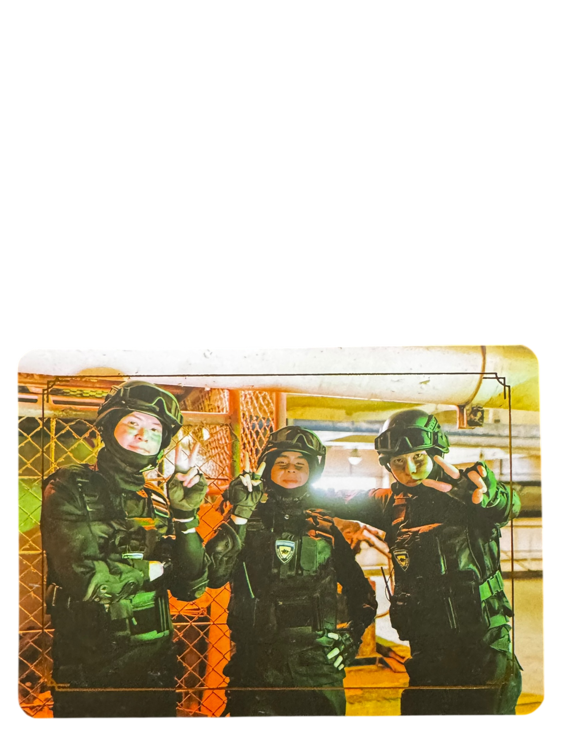 Cast Lost in the Jungle Photocard
