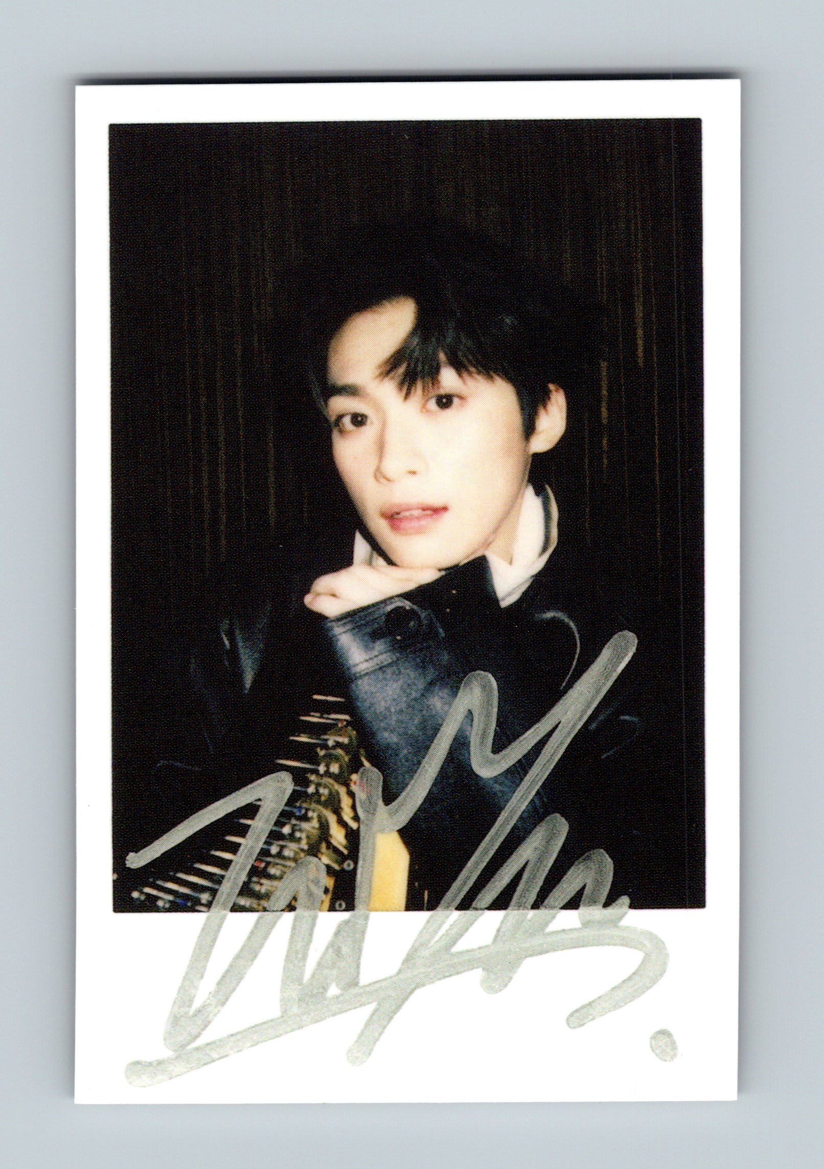 Xiyu Esquire Magazine Photocard