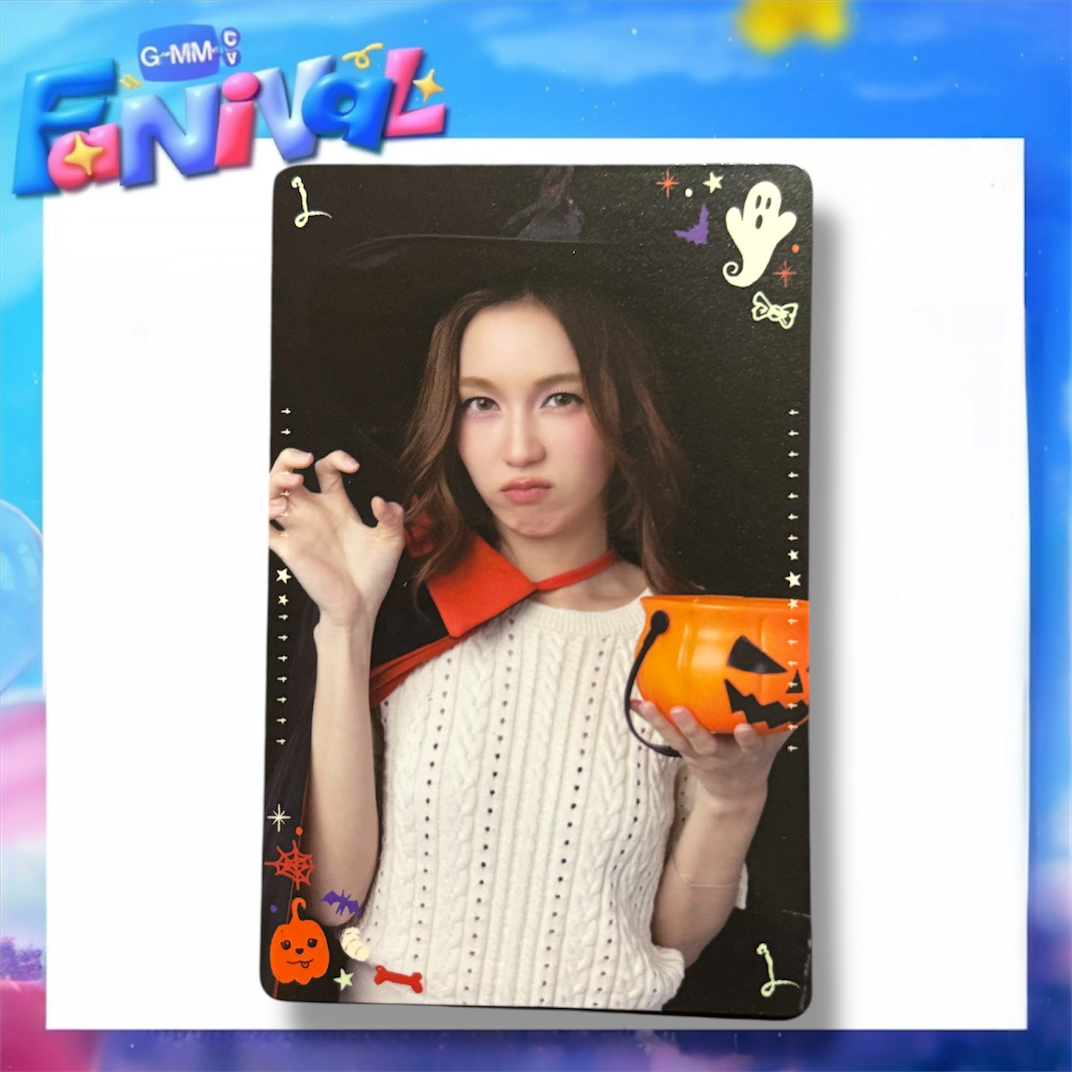 Love Too Cute to Spook Photocard
