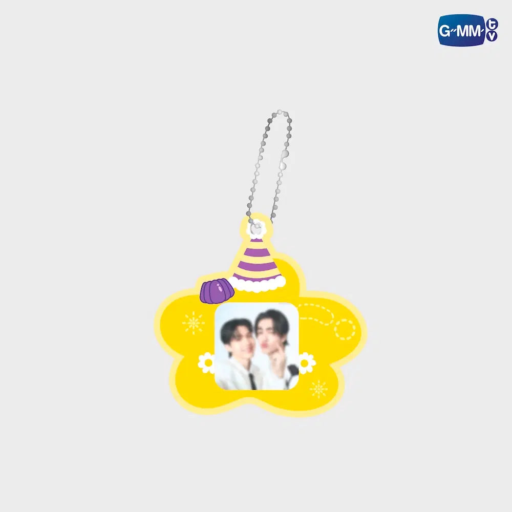 Ceri Magnetic Photoframe Acrylic Keychain