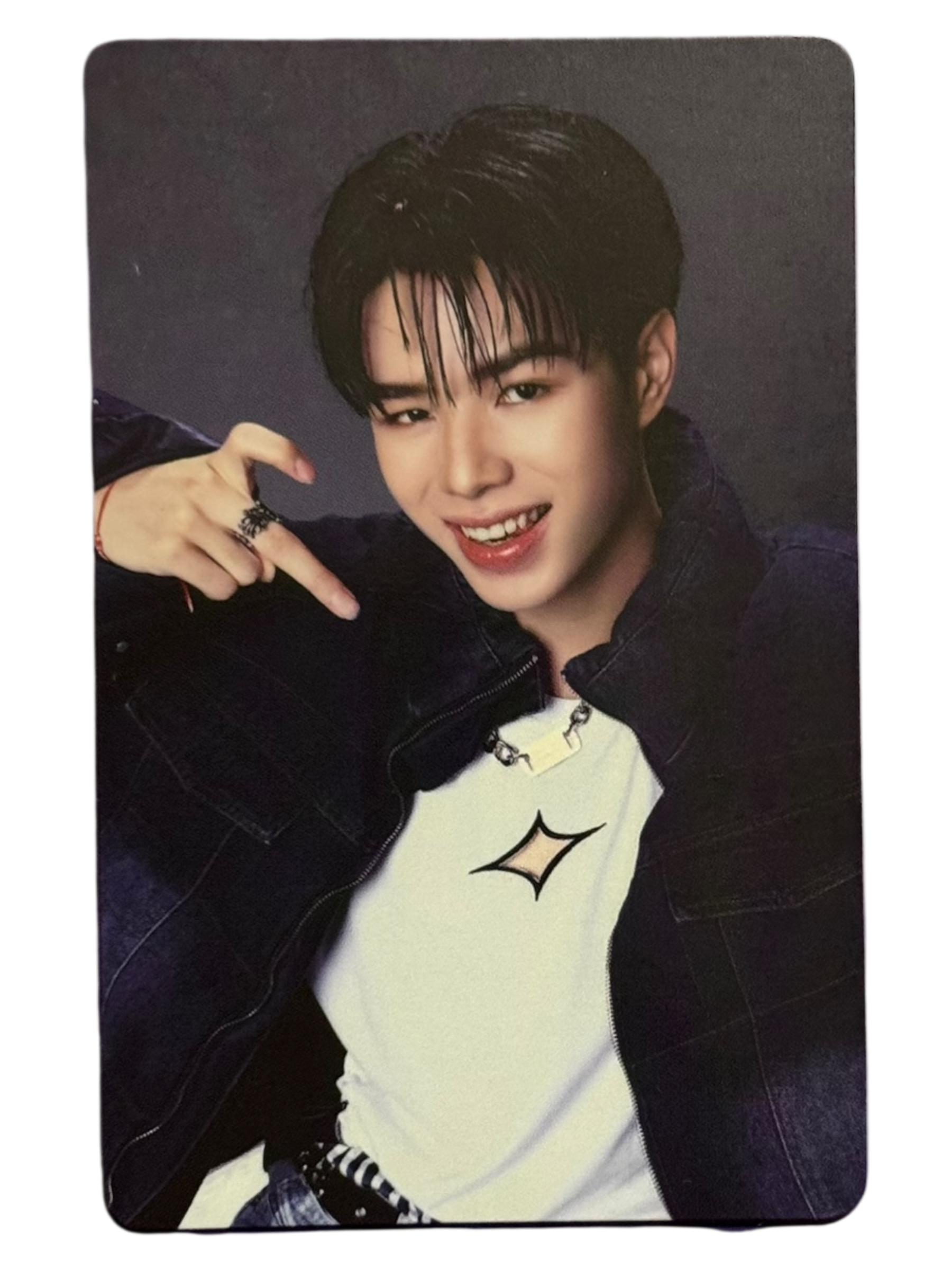 Aungpao Riser The First Rise Photocard