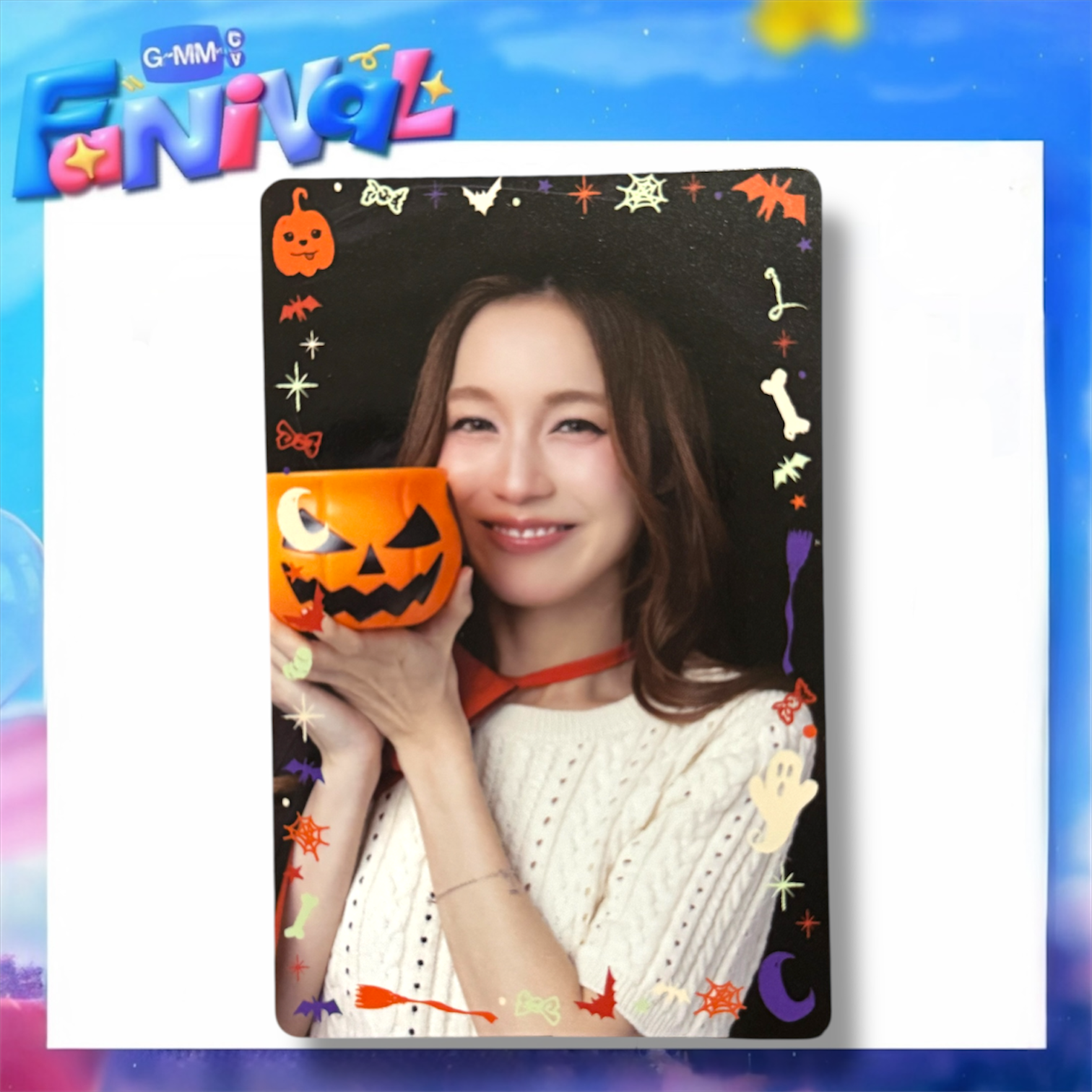 Love Too Cute to Spook Photocard
