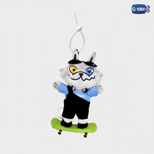 Skater Lykyou Doll Keychain