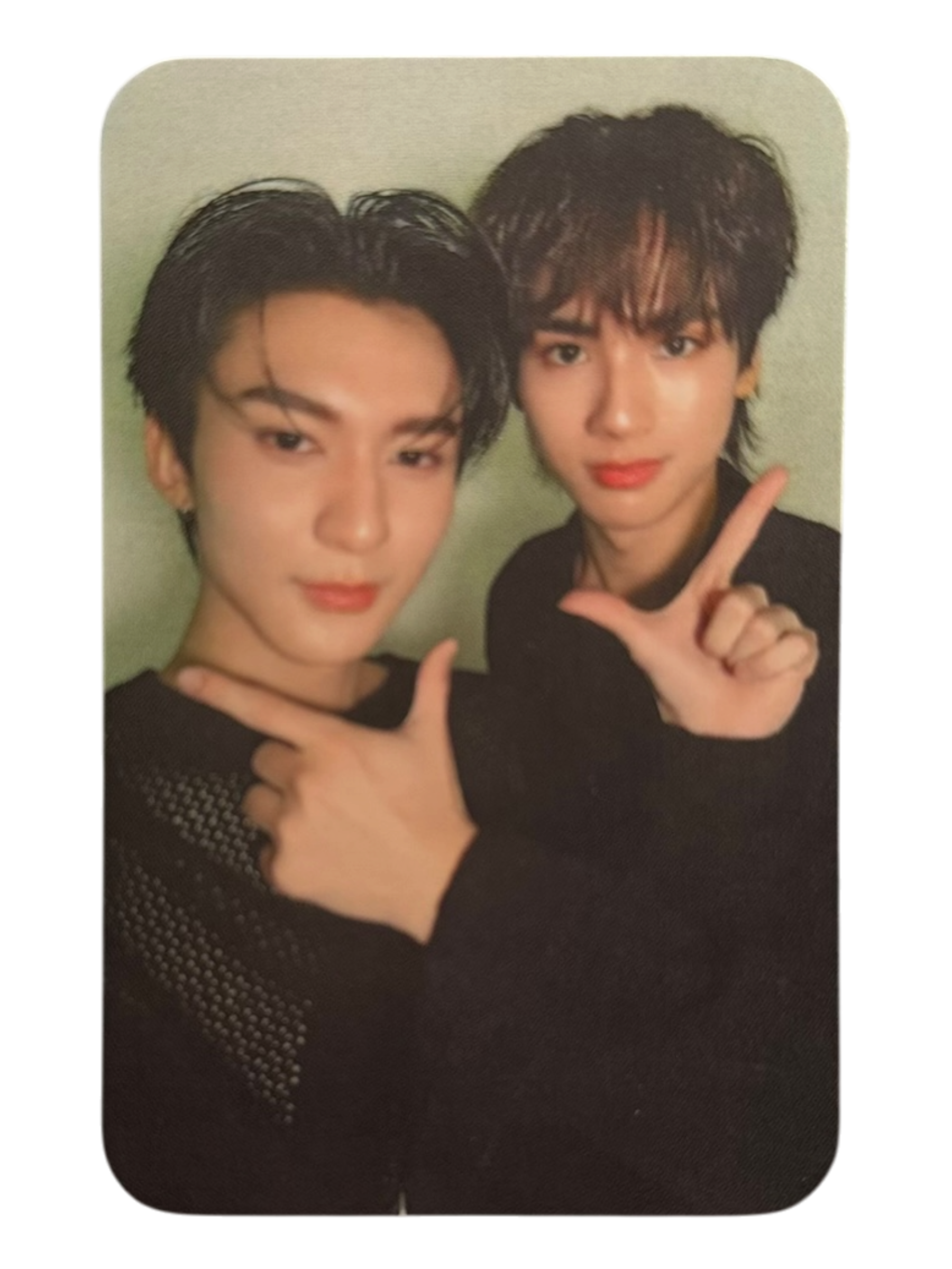 DMD Land 3 Partner Selfie Photocard