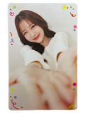 Mewnich Happy Fam Bonds Photocard