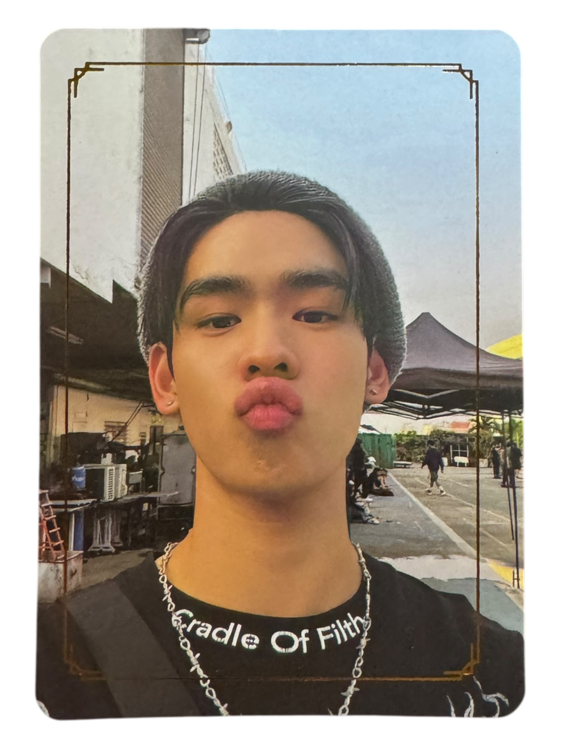 Poom Lost in the Jungle Photocard