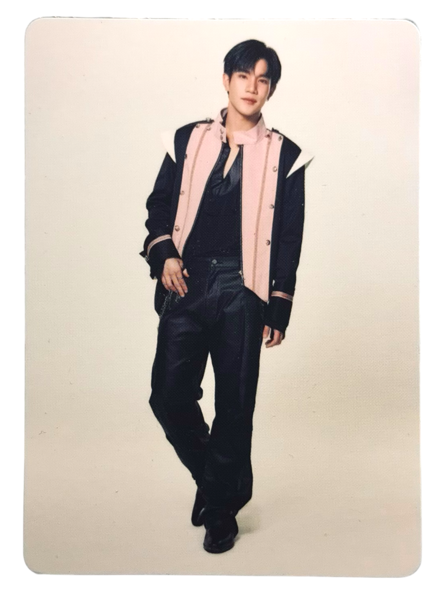 Fourth LOL 2024 Photocard