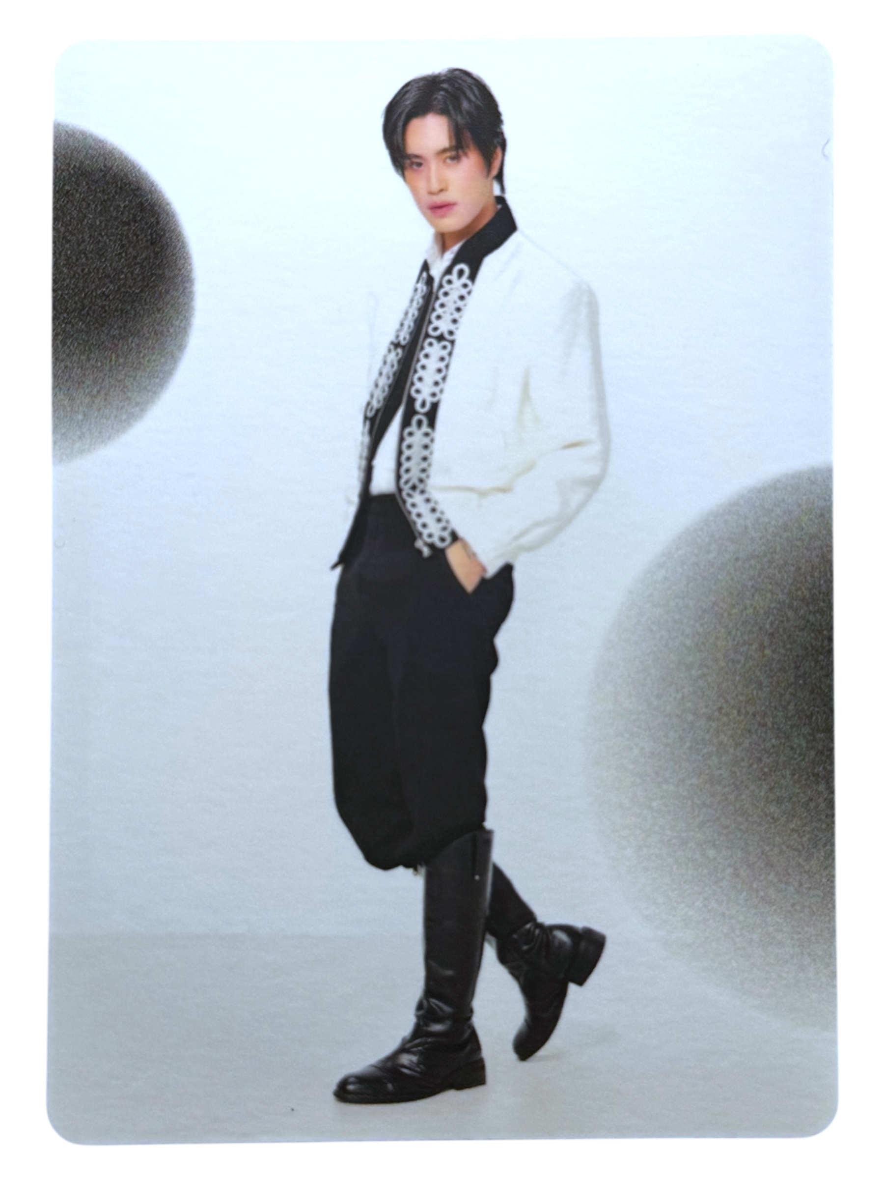 Gemini Run the World Photocard
