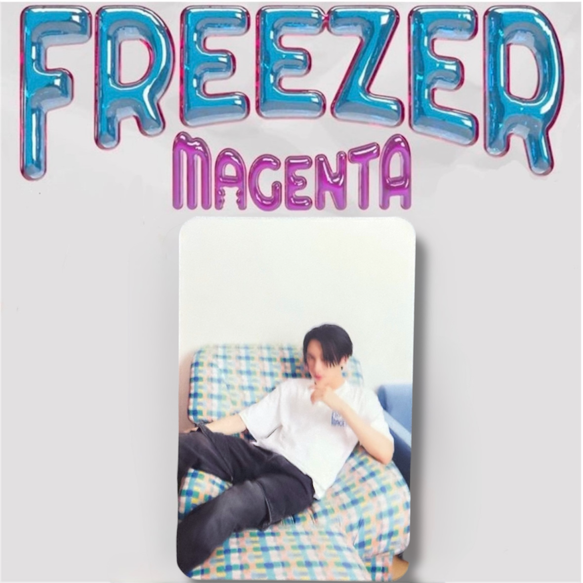 Noeul FreezerxMagenta Photocard