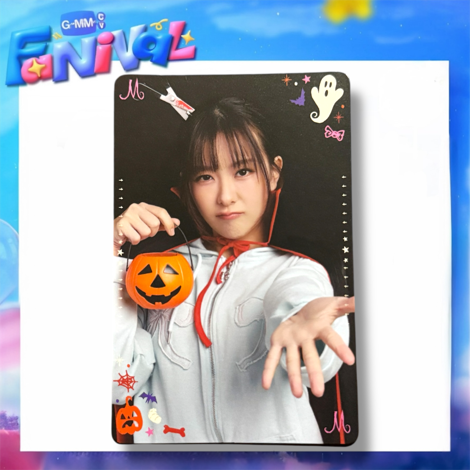 Mewnich Too Cute to Spook Photocard