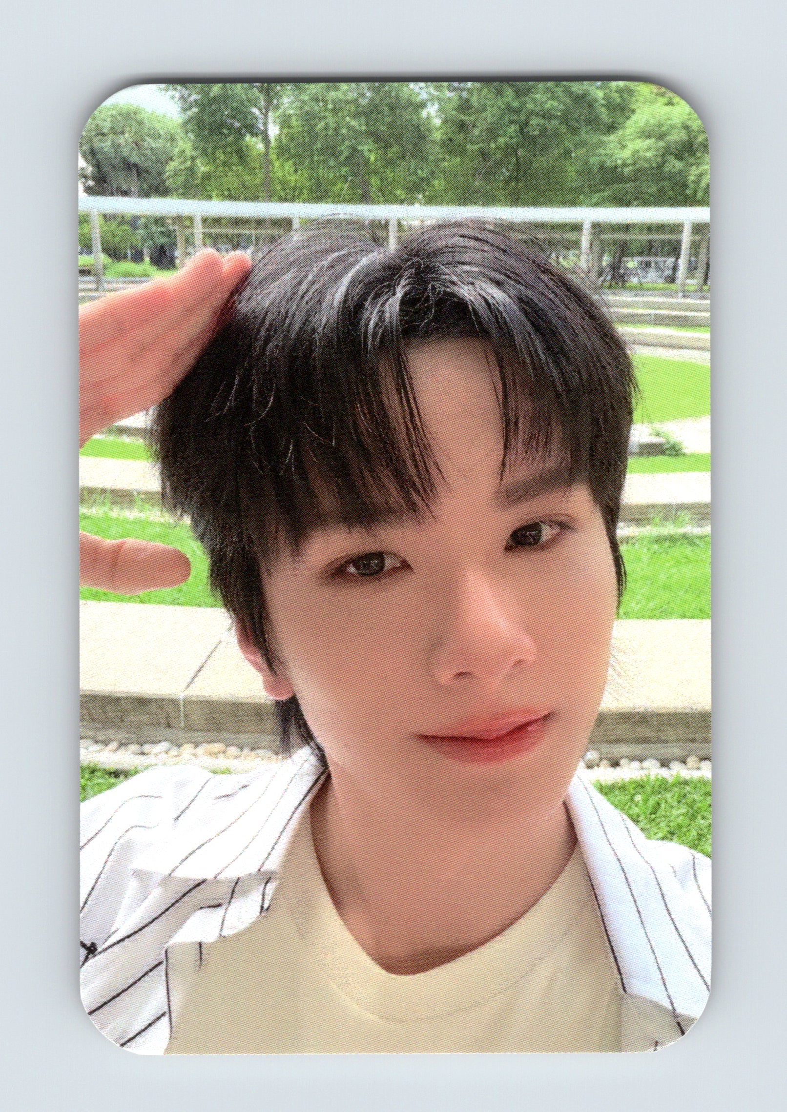 Save Friend Benefit Selfie Photocard