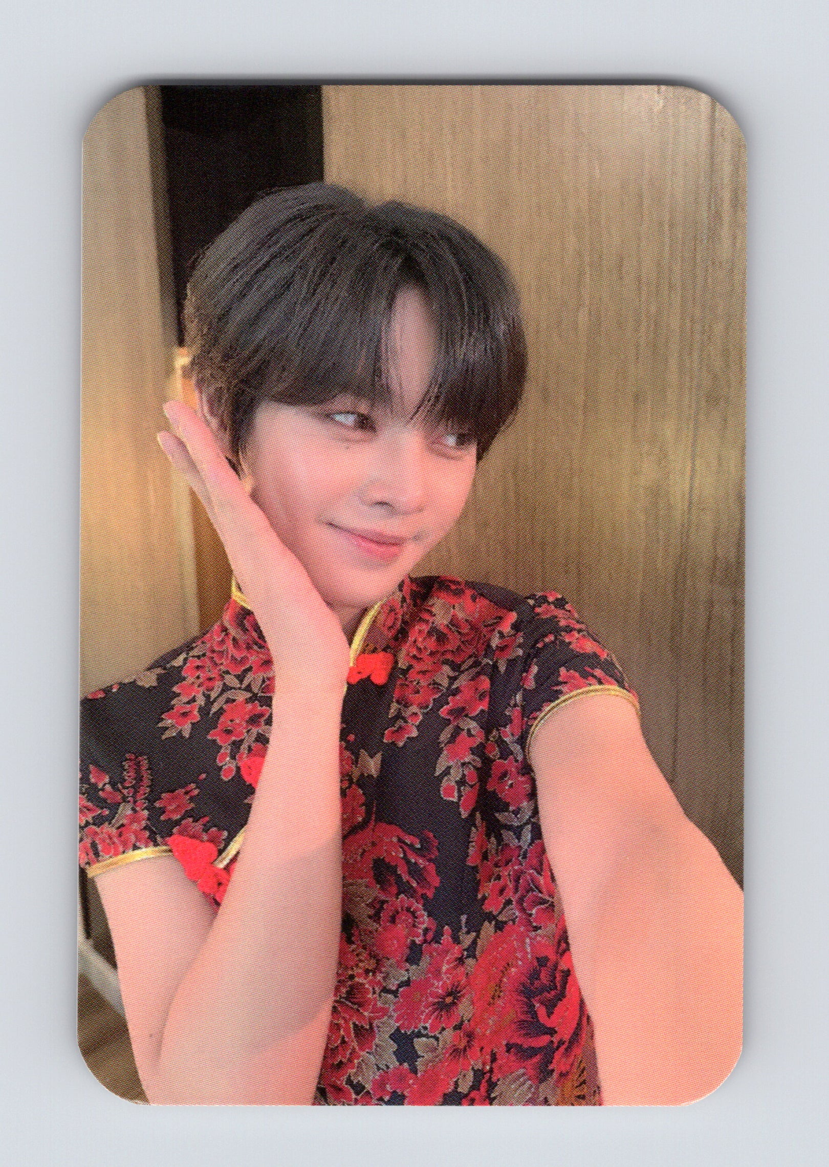 Otto Into Racha Selfie Photocard