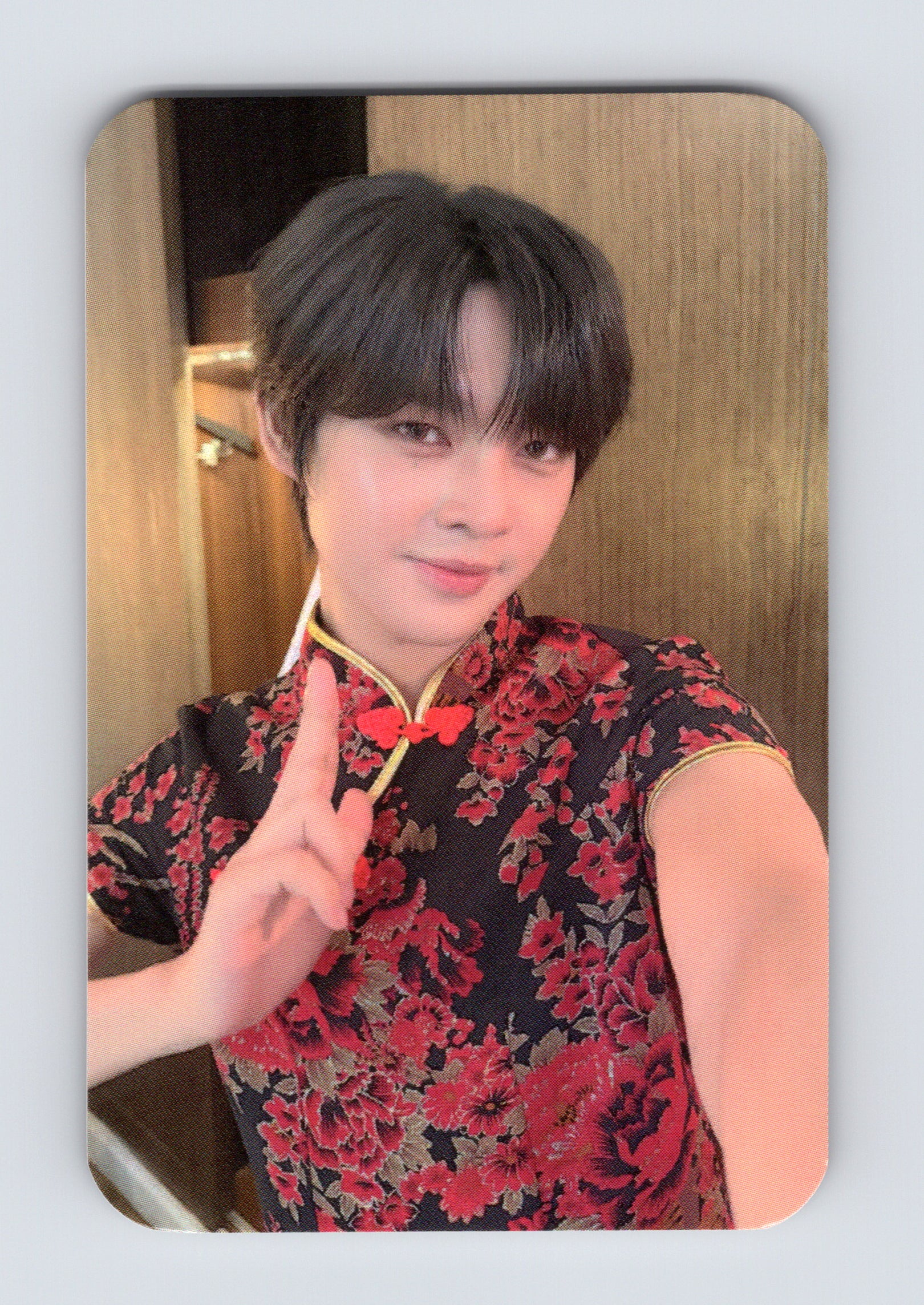 Otto Into Racha Selfie Photocard