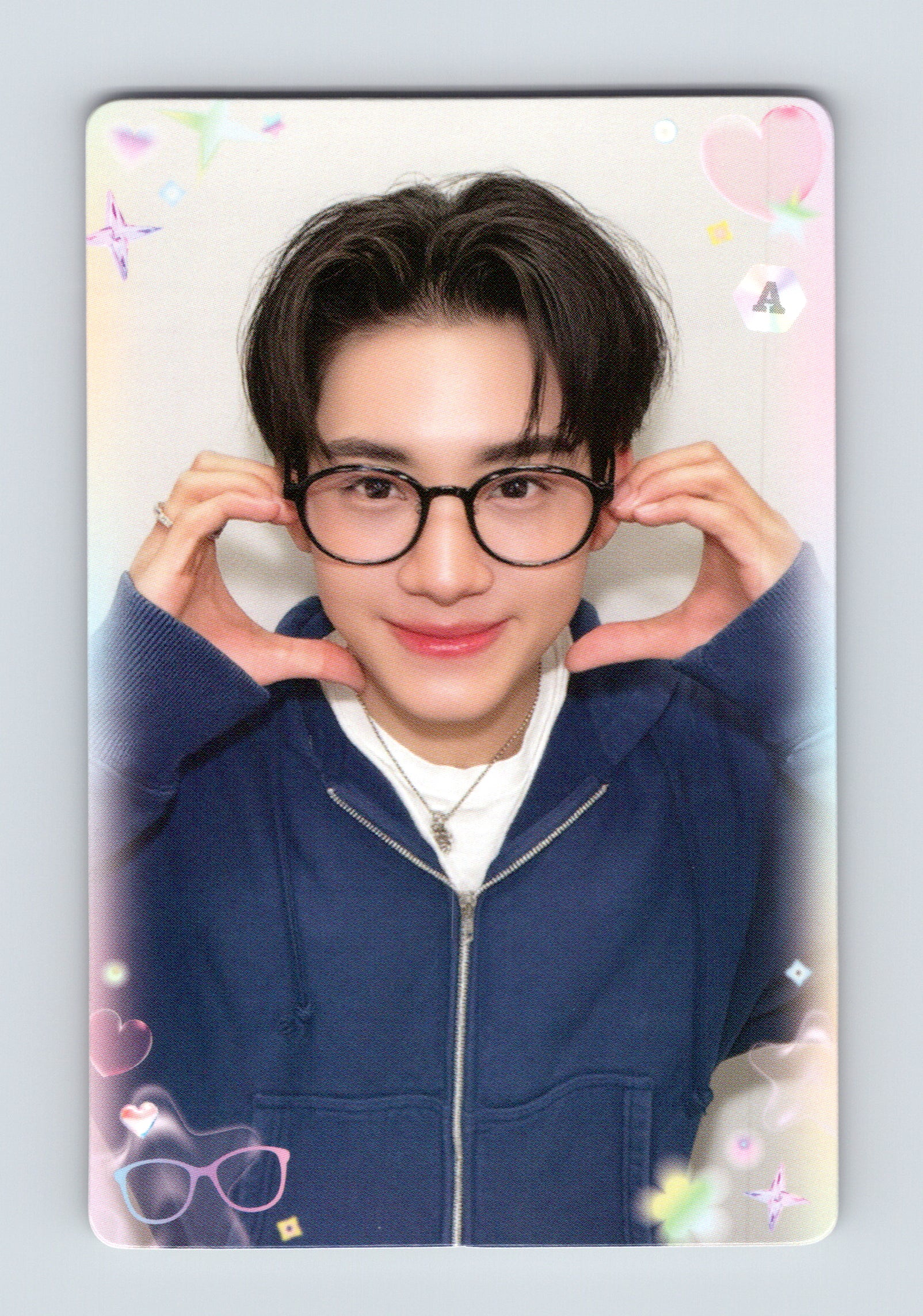 Almond All Eyes Here Photocard