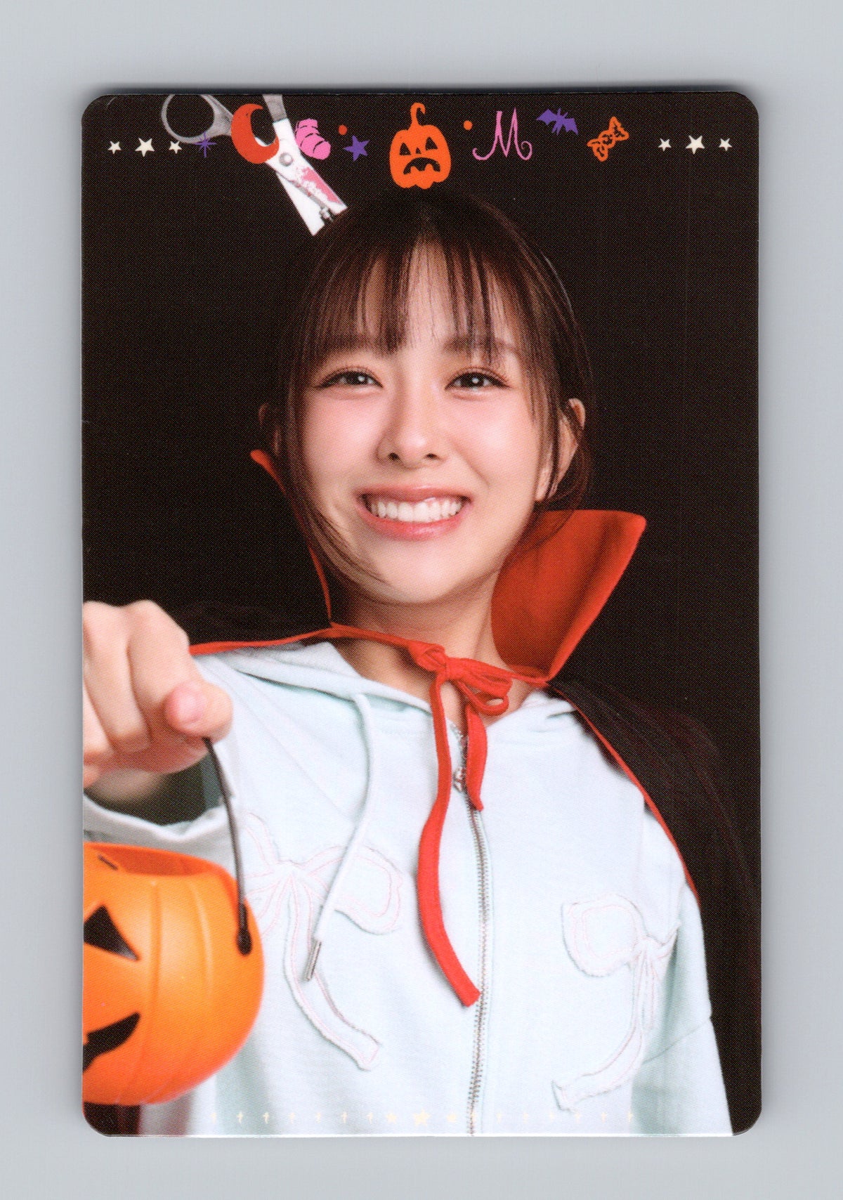 Mewnich Too Cute to Spook Photocard
