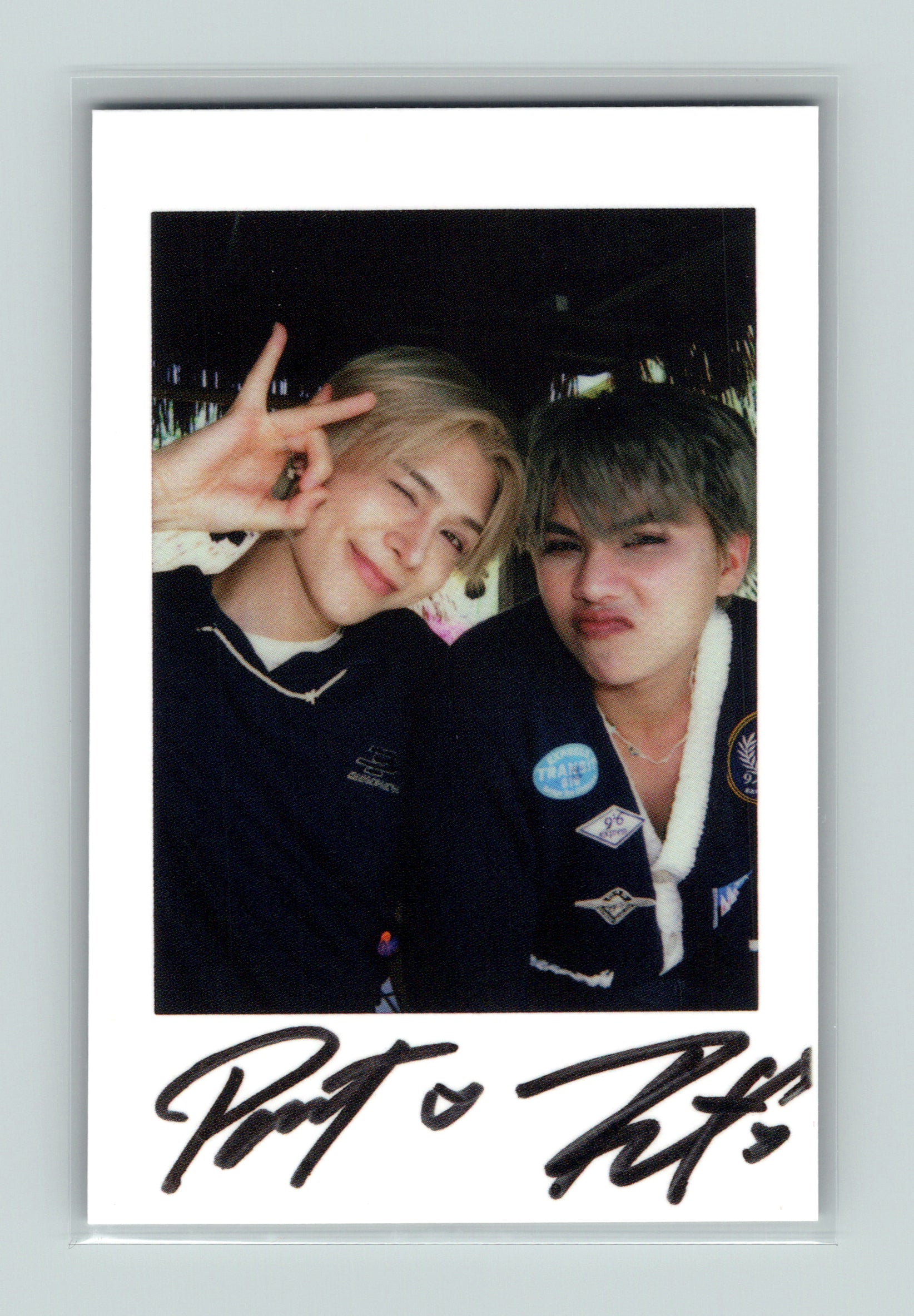 FortPeat Bella Magazine Polaroid Photocard