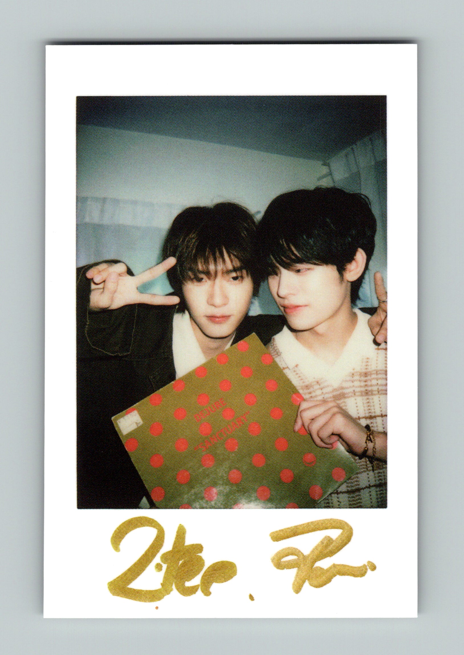 TeeteePor Bella Magazine Polaroid Photocard