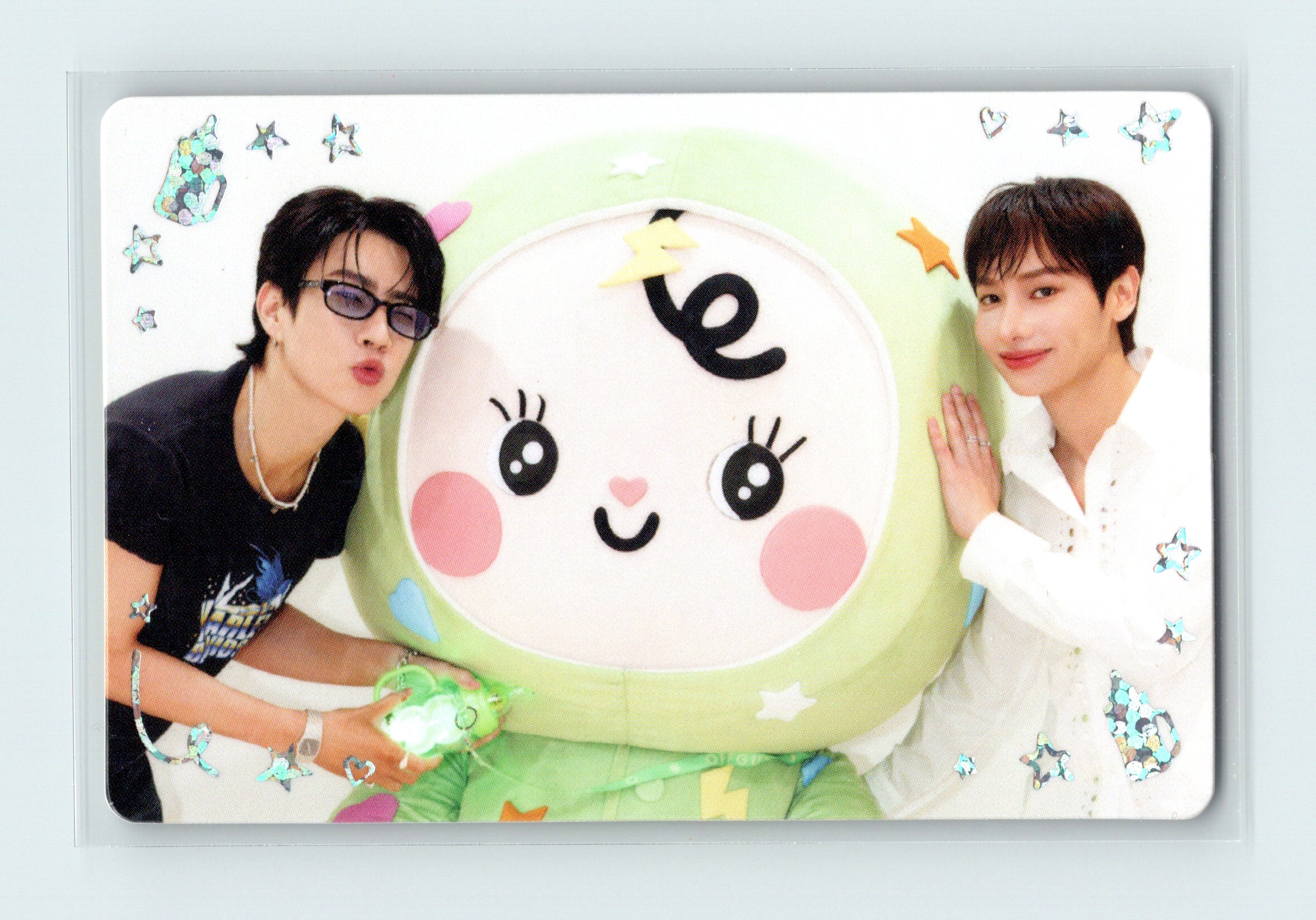 OffGun Fam Bonds Taipei 2026 Secret Photocard
