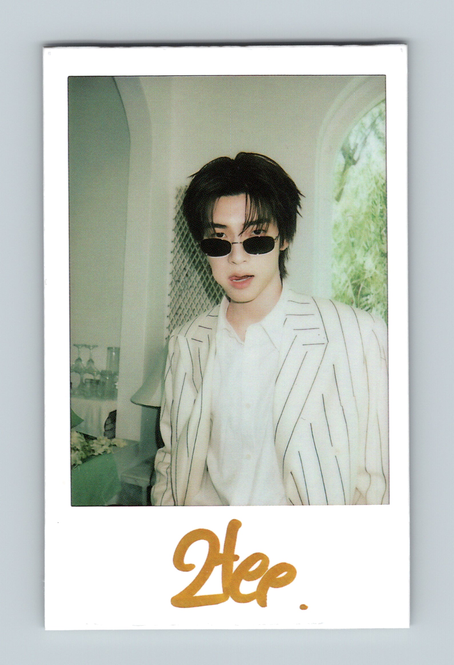 Teetee Mingle Magazine Polaroid Photocard